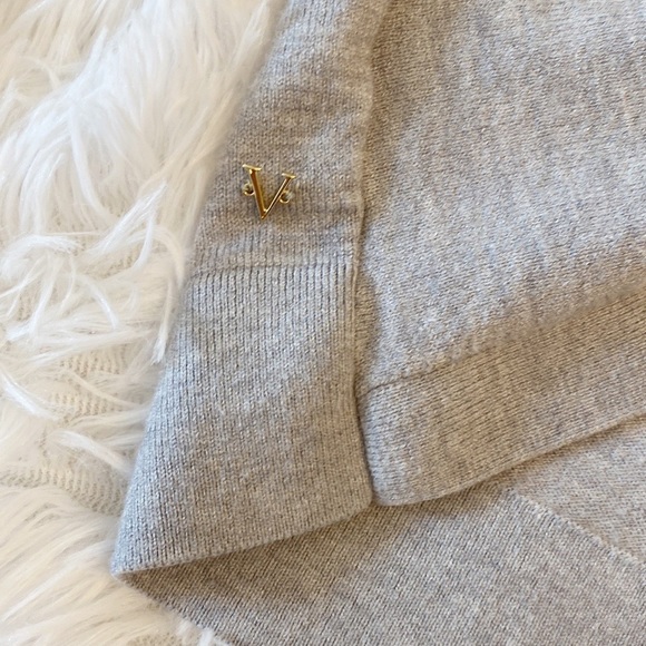 Victorias Secret | Twisted Back Soft Grey Top women’s small - Picture 8 of 9